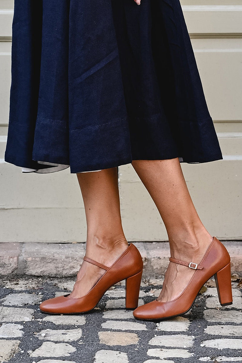 Bravina | Dagelijkse sandalen met bandjes en kleine hak