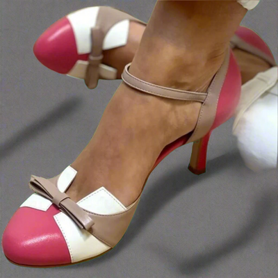 Bellarosa | Kleurrijke sandalen met strik en bandjes, ronde neus
