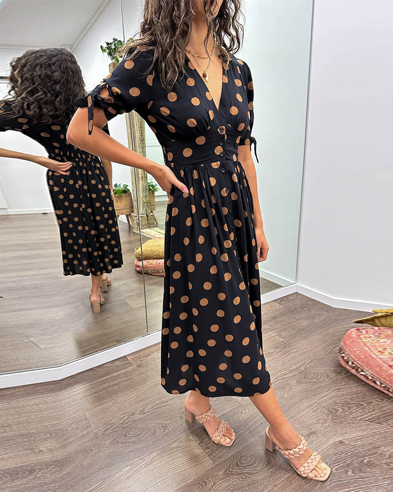 Monique | Elegante jurk met stippen