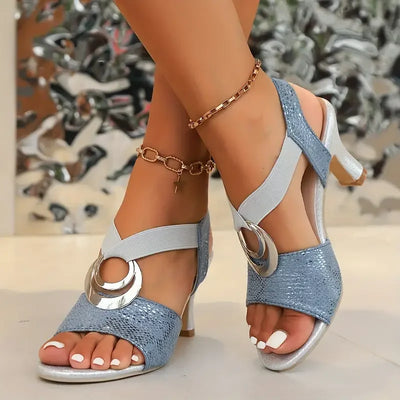 Jasmina – Elegante pumps met bandjes en decoratieve gesp
