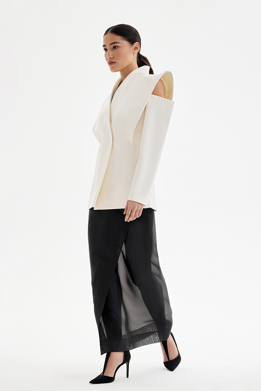 Valeria | Sculpturale schouderblazer 