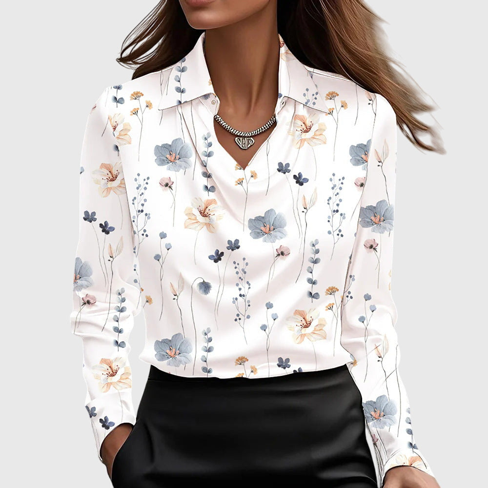 Sylvie | Blouse met luxe glans en geplooide halslijn