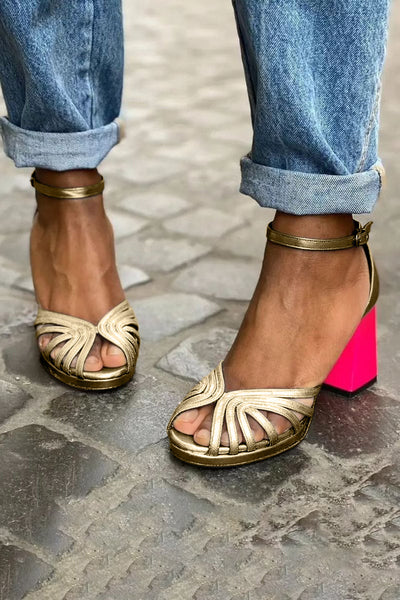 Milviana | Klassieke sandalen met enkelbandjes en open tenen