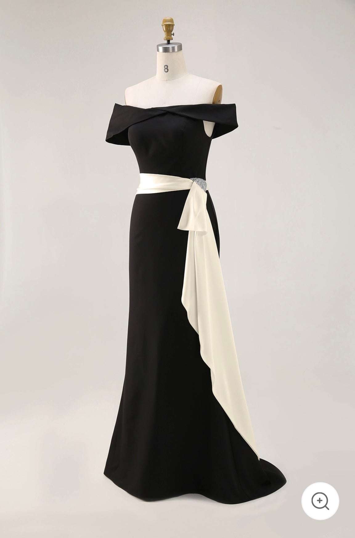Seraphine | Luxe avondjurk met blote schouders