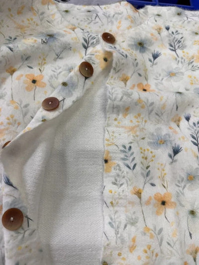 Bristal - Cozy Meadows Floral Cardigan met knopen