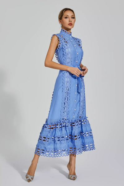 Nica™ | Blauwe mouwloze maxi-jurk met holle hals
