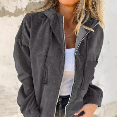 Karla | Zachte jas met capuchon en rits