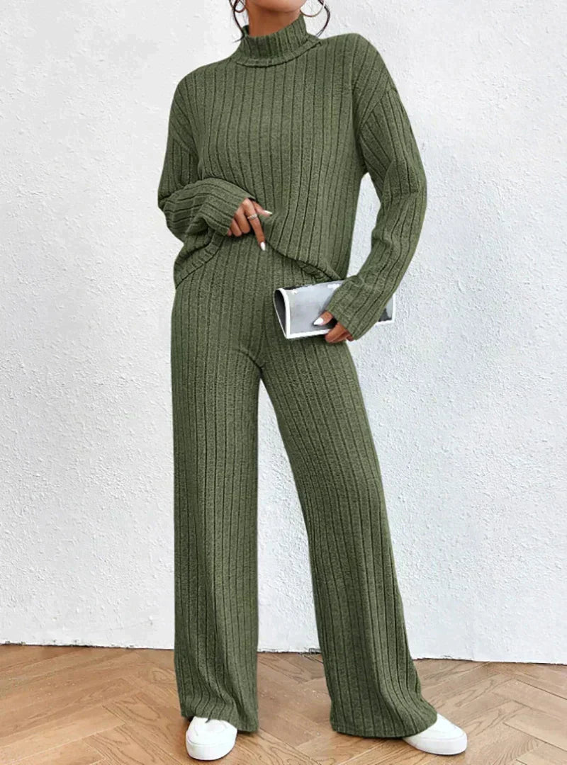 Margaux™ - gebreide broek en trui met coltrui voor dames
