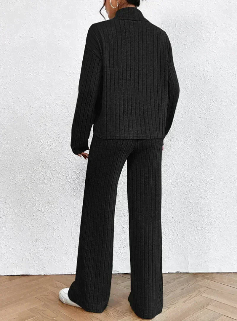 Margaux™ - gebreide broek en trui met coltrui voor dames