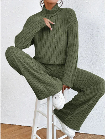 Margaux™ - gebreide broek en trui met coltrui voor dames