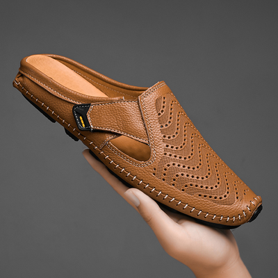 Ademende Italiaanse leren sandalen