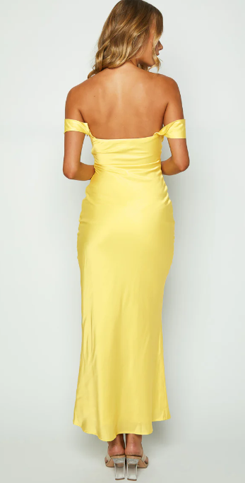 Rosalia – Off-shoulder satijnen jurk