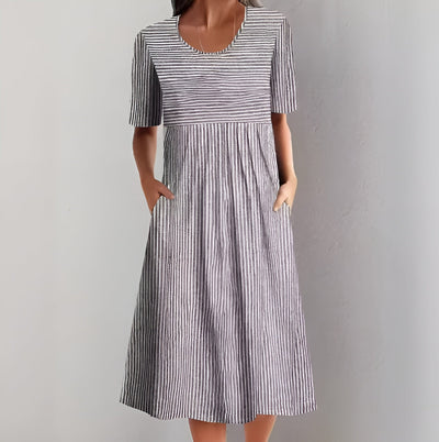 Annika | Elegante gestreepte midi-jurk met een door de zee geïnspireerde uitstraling