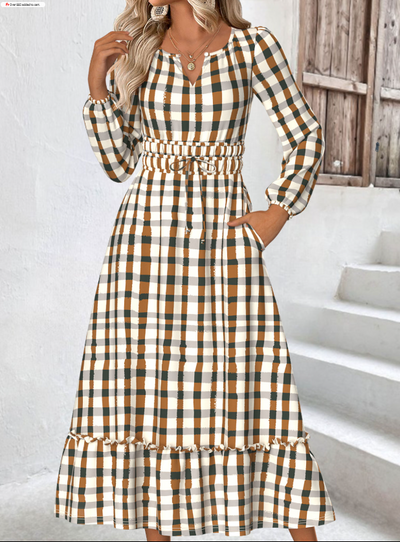 Beige geruite jurk met lange mouwen en splithals