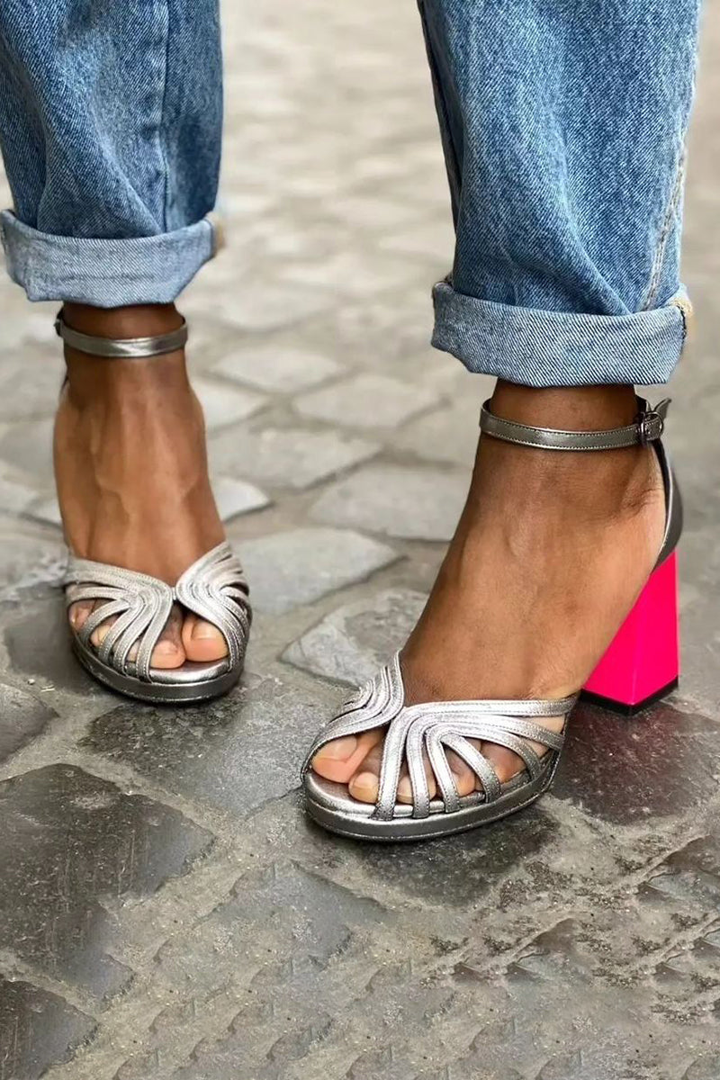 Seraphina | Schitterende sandalen met brede hak en elegante gespsluiting