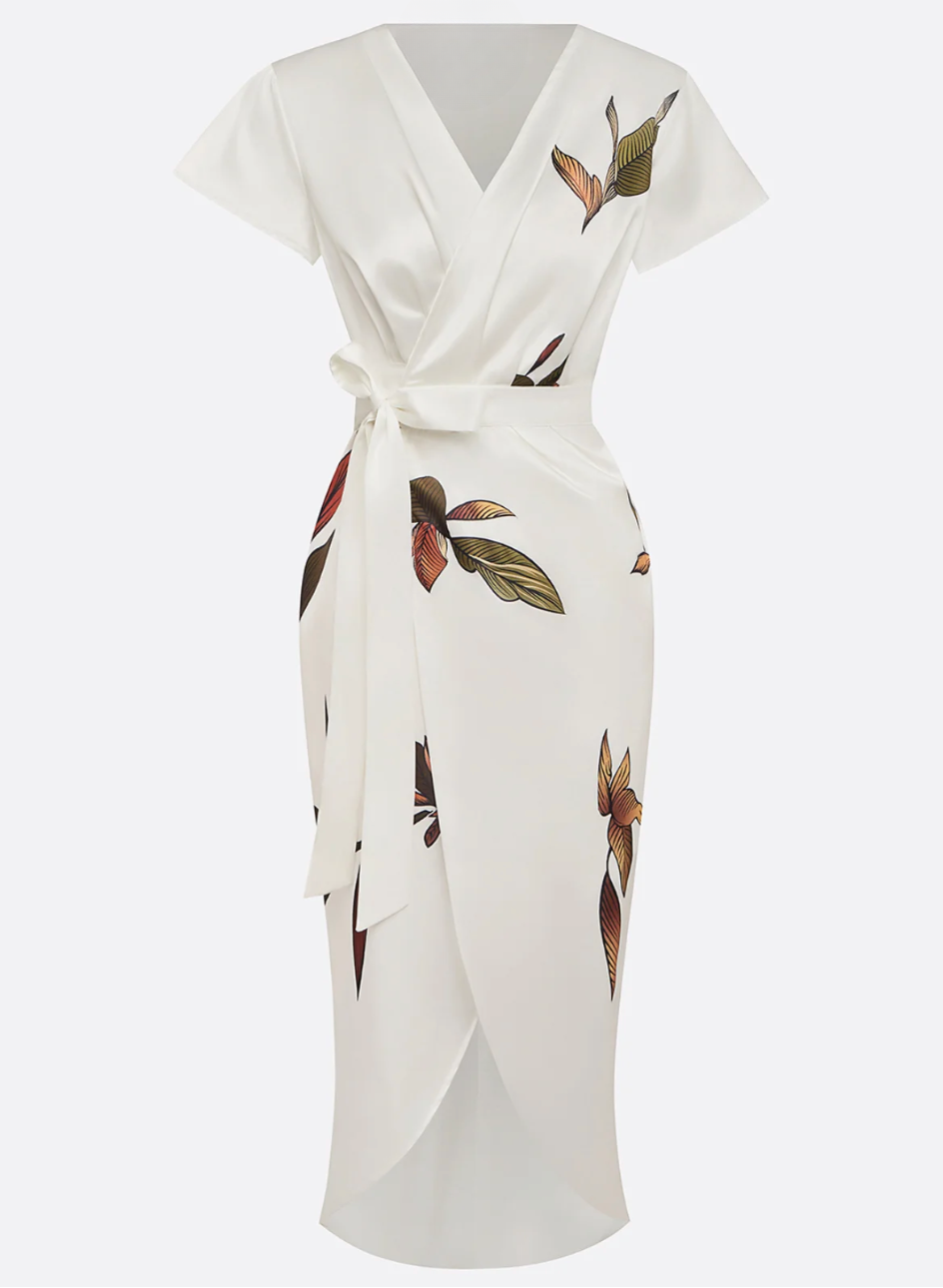 NOMI - Elegante witte satijnen jurk