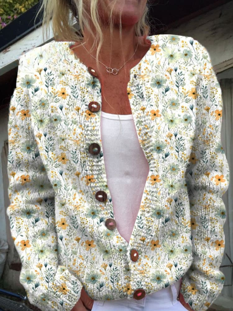 Bristal - Cozy Meadows Floral Cardigan met knopen