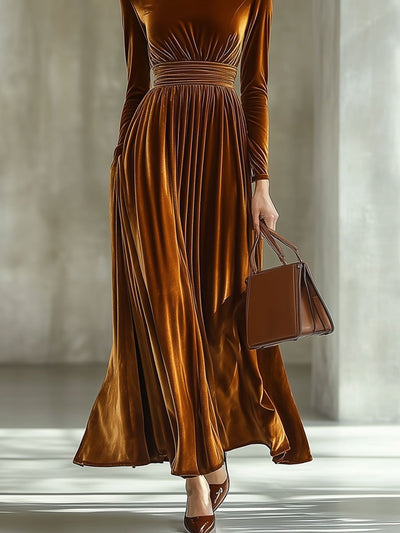 Elina – Effen maxi-jurk met lange mouwen en halve kraag